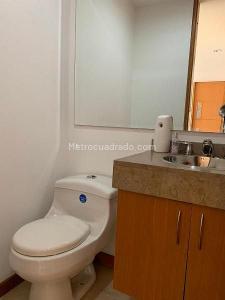 Apartamento de 3 alcobas en venta en Cedritos, Bogotá, 155 m² · foto 9 de 20