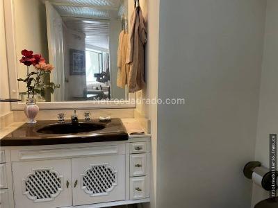 Apartamento en venta en Chico Alto, Bogotá · foto 15 de 16