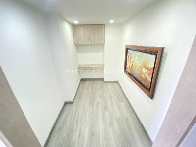 Apartamento de 3 alcobas en venta en Niza Norte, Bogotá, 136 m² · foto 8 de 13