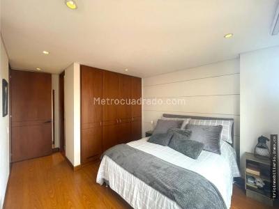 Apartamento en venta en Santa Barbara, Bogotá · foto 6 de 17