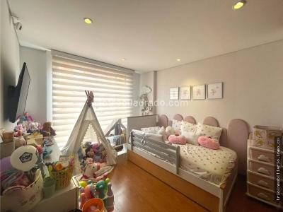 Apartamento en venta en Santa Barbara, Bogotá · foto 8 de 17