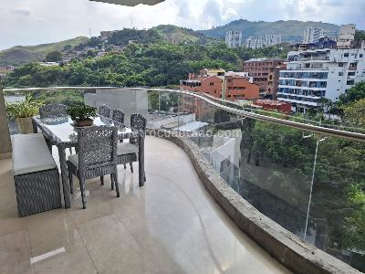 Apartamento de 4 alcobas en venta en Bellavista, Cali, 376 m² · foto 1 de 20
