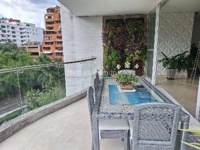 Apartamento de 4 alcobas en venta en Bellavista, Cali, 376 m² · foto 2 de 20