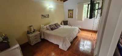 Apartamento de 4 alcobas en venta en Laureles, Medellín, 163 m² · foto 16 de 19
