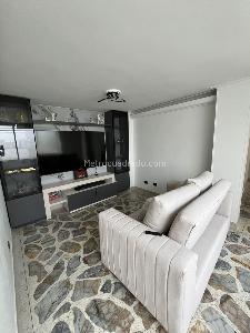 Apartamento de 3 alcobas en venta en Estadio Florida Nueva, Medellín, 126 m² · foto 2 de 12