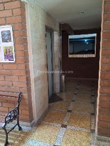 Apartamento en venta en Laureles Nogal, Medellín · foto 10 de 15