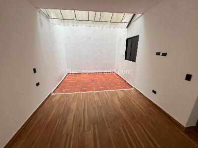 Casa de 5 alcobas en venta en Laureles, Medellín, 203 m² · foto 15 de 17