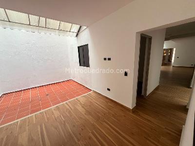 Casa de 5 alcobas en venta en Laureles, Medellín, 203 m² · foto 11 de 17