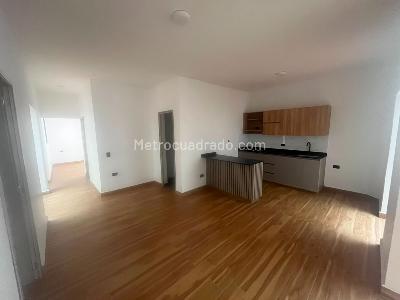 Casa de 5 alcobas en venta en Laureles, Medellín, 203 m² · foto 3 de 17