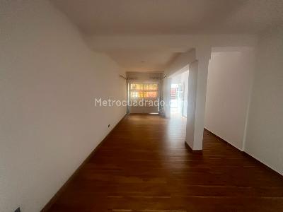 Casa de 5 alcobas en venta en Laureles, Medellín, 203 m² · foto 10 de 17
