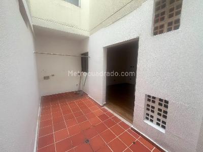 Casa de 5 alcobas en venta en Laureles, Medellín, 203 m² · foto 16 de 17