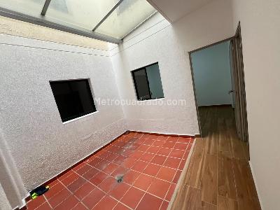 Casa de 5 alcobas en venta en Laureles, Medellín, 203 m² · foto 14 de 17