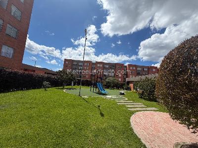 Apartamento de 3 alcobas en venta en Conjunto Naranjos 2, Chía, 55 m² · foto 4 de 9