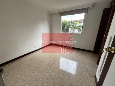 Apartamento de 3 alcobas en arriendo en El Portal, Envigado, 92 m² · foto 10 de 10