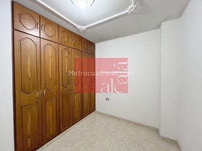 Casa en venta en El Carmelo, Itagüí · foto 8 de 14