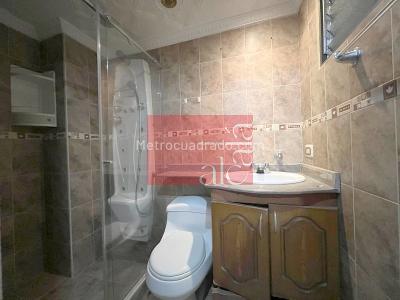 Casa en venta en El Carmelo, Itagüí · foto 12 de 14