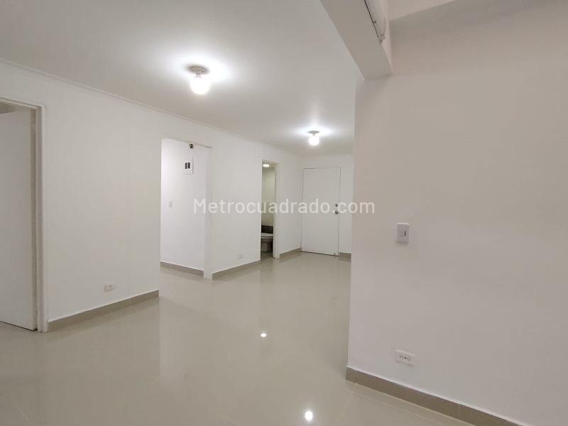 Spacious 4BR Apartment in Centro - 3