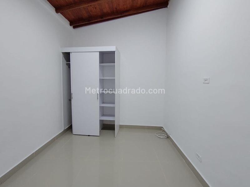 Spacious 4BR Apartment in Centro - 5