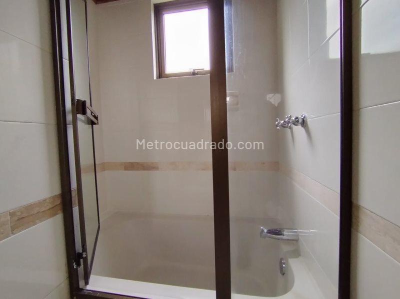 Furnished 2BR Apartment Near Milla de Oro - 4