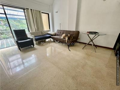 Apartamento de 5 alcobas en venta en El Diamante No. 2, Medellín, 283 m² · foto 4 de 13