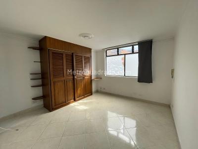 Apartamento de 4 alcobas en arriendo en El Portal, Envigado, 100 m² · foto 4 de 11