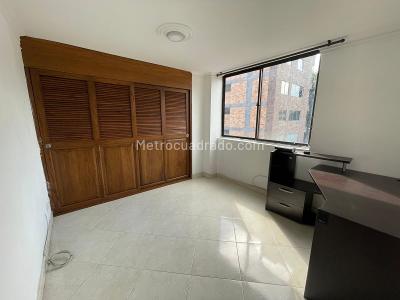 Apartamento de 4 alcobas en arriendo en El Portal, Envigado, 100 m² · foto 5 de 11