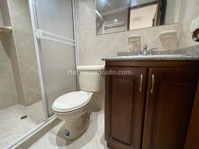 Apartamento de 4 alcobas en arriendo en El Portal, Envigado, 100 m² · foto 9 de 11