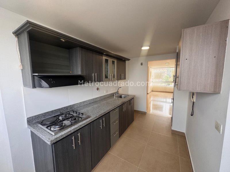 Remodeled 3BR Apartment Near San Lucas in El Poblado