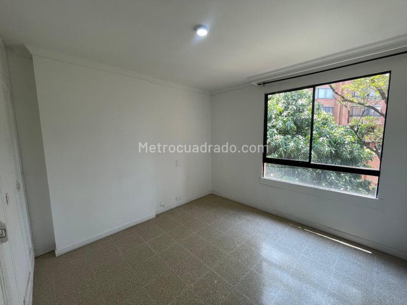 Apartamento Exclusivo de 4 Alcobas con Amenidades en El Poblado - 6