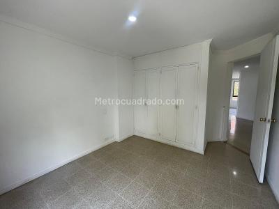 Apartamento en arriendo en Poblado, Medellín · foto 7 de 14