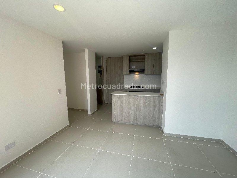 Apartamento nuevo de 3 habitaciones en arriendo en Itagüí (Pilsen) - 4