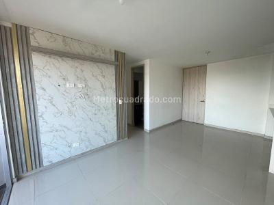 Apartamento de 3 alcobas en arriendo en Calasanz, Medellín, 84 m² · foto 4 de 14