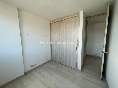 Apartamento de 3 alcobas en arriendo en Calasanz, Medellín, 84 m² · foto 7 de 14