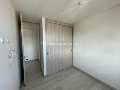 Apartamento de 3 alcobas en arriendo en Calasanz, Medellín, 84 m² · foto 8 de 14
