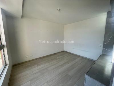 Apartamento de 3 alcobas en arriendo en Calasanz, Medellín, 84 m² · foto 9 de 14
