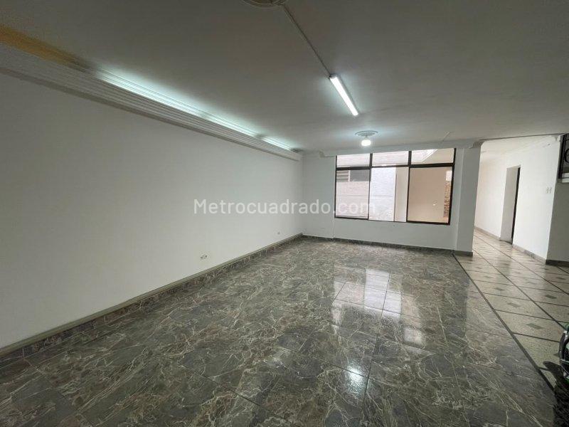 5BR House in Conquistadores (360 m²) - 2