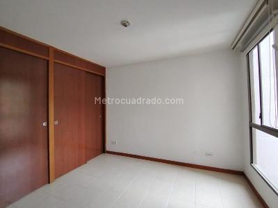Apartamento de 3 alcobas en arriendo en Camino Verde, Envigado, 68 m² · foto 11 de 16