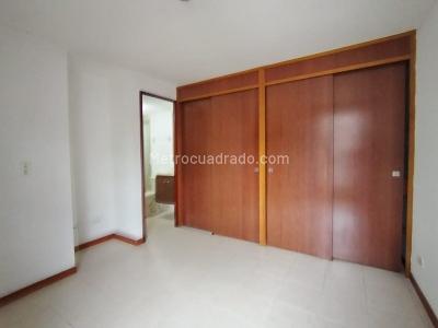 Apartamento de 3 alcobas en arriendo en Camino Verde, Envigado, 68 m² · foto 12 de 16