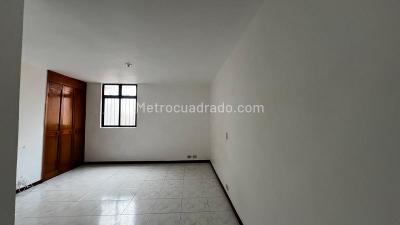 Apartamento de 3 alcobas en venta en El Portal, Envigado, 90 m² · foto 15 de 16