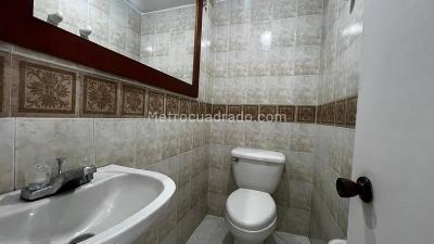Apartamento de 3 alcobas en venta en El Portal, Envigado, 90 m² · foto 16 de 16