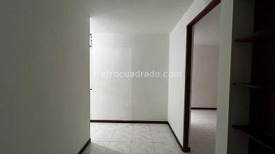 Apartamento de 3 alcobas en venta en El Portal, Envigado, 90 m² · foto 7 de 16