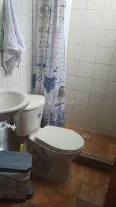 Casa de 5 alcobas en venta en Boston, Medellín, 120 m² · foto 17 de 19
