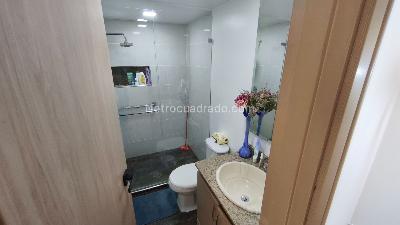 Apartamento de 4 alcobas en venta en El Poblado Las Lomas, Medellín, 179 m² · foto 15 de 20