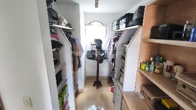 Apartamento de 4 alcobas en venta en El Poblado Las Lomas, Medellín, 179 m² · foto 17 de 20