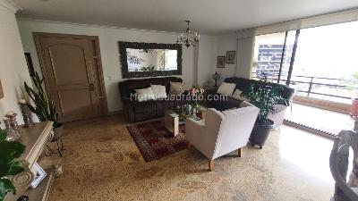 Apartamento de 4 alcobas en venta en El Poblado Las Lomas, Medellín, 179 m² · foto 3 de 20
