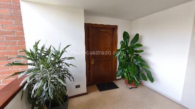 Apartamento de 4 alcobas en venta en El Poblado Las Lomas, Medellín, 179 m² · foto 20 de 20