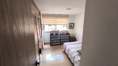 Apartamento de 4 alcobas en venta en El Poblado Las Lomas, Medellín, 179 m² · foto 12 de 20