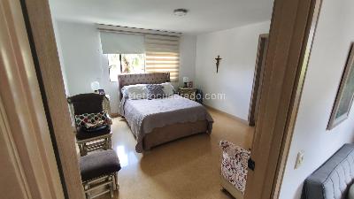 Apartamento de 4 alcobas en venta en El Poblado Las Lomas, Medellín, 179 m² · foto 6 de 20