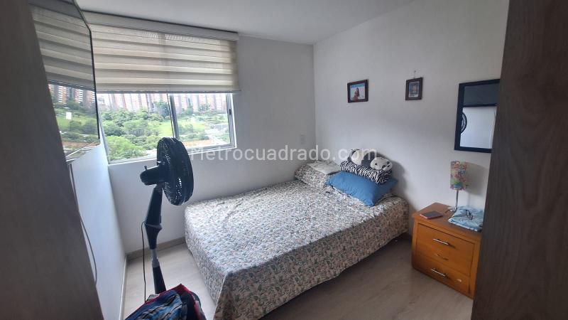 Piso – Bello, La Gran Avenida - Más