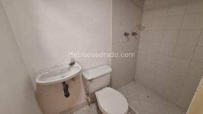 Apartamento de 4 alcobas en venta en Laureles La Castellana, Medellín, 90 m² · foto 11 de 14